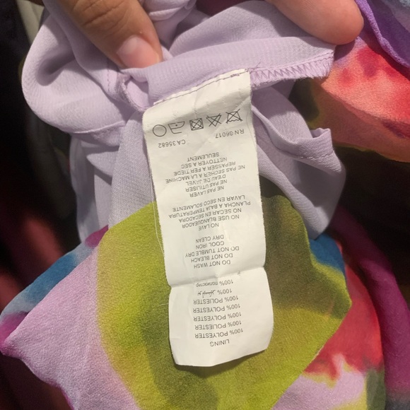 Bebe Floral One Shoulder Blouse - Picture 6 of 6